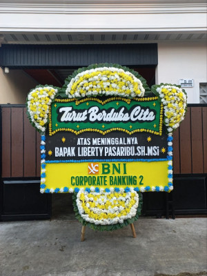 Papan Bunga Duka di Pondok Tinggi